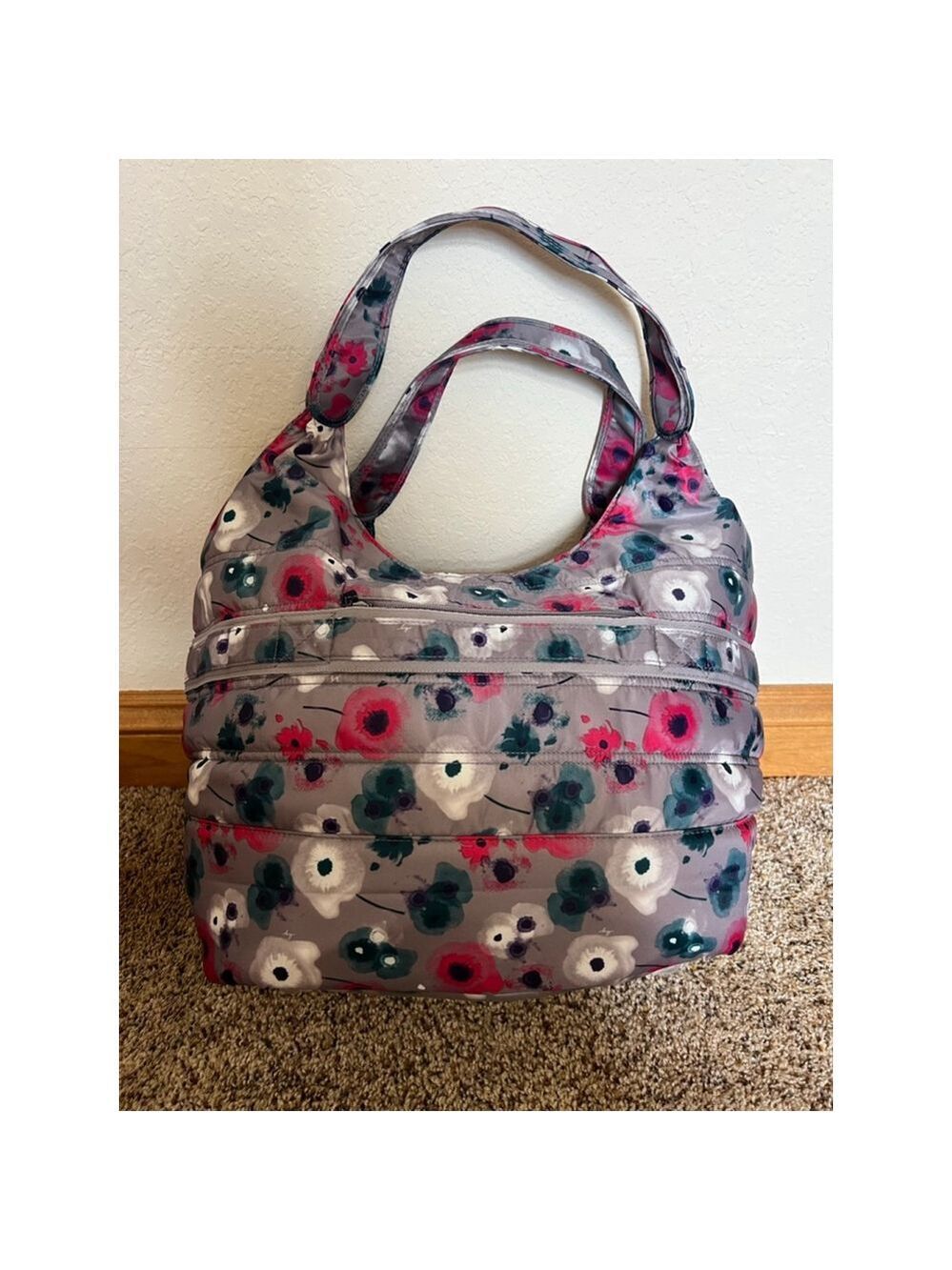 Women's Lug One Size Grey Pink Floral Puffer Hobo Bag